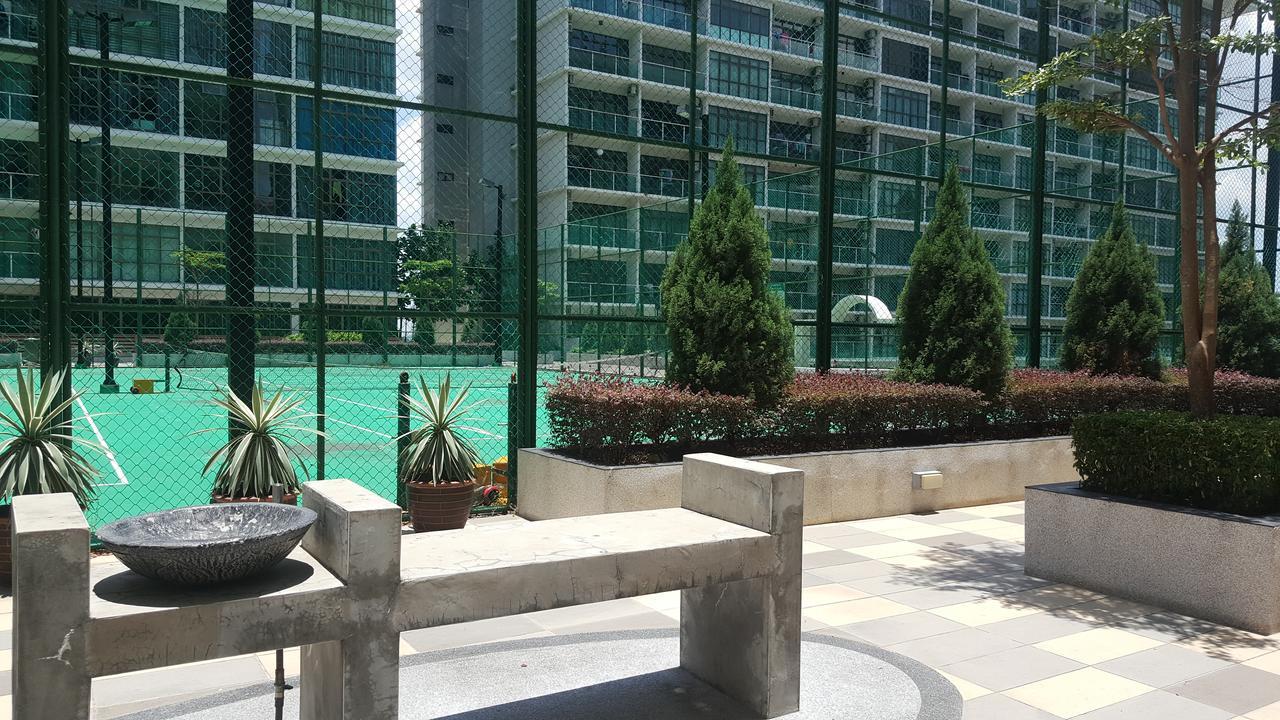 Austin Palazio Apartment Johor Bahru Exterior photo